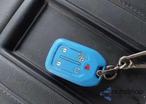 2021 Chevrolet Silverado 1500 4Wd Short Bed Lt Trail Boss z USA, uszkodzony, nr VIN 1GCPYFED2MZ250749